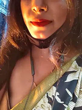 Sonalihot  online show from December 17, 2025, 7:25 am