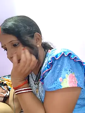 Snapshot of Sonalihot_ chatting on April 17, 2026, 10:18 am Sonalihot online show from April 17, 2026, 10:18 am