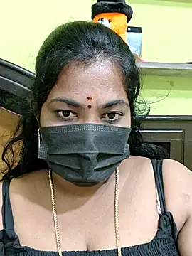 Snapshot of Tamil_Mithra chatting on February 24, 2026, 9:24 pm Tamil Mithra online show from February 24, 2026, 9:24 pm