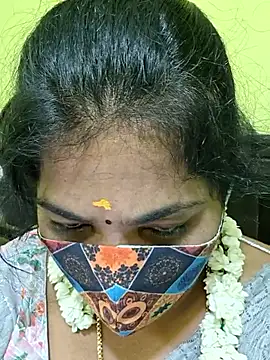 Snapshot of Tamil_Mithra chatting on May 1, 2026, 5:06 pm Tamil Mithra online show from May 1, 2026, 5:06 pm