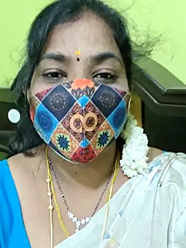 Snapshot of Tamil_Mithra chatting on May 17, 2026, 4:47 pm Tamil Mithra online show from May 17, 2026, 4:47 pm