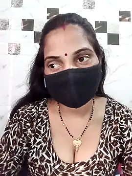 Snapshot of Payal-001 chatting on October 26, 2025, 9:48 am Payal-001 online show from October 26, 2025, 9:48 am