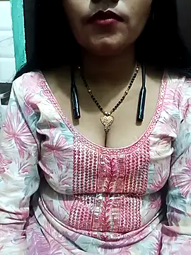 Snapshot of Payal-001 chatting on December 20, 2025, 10:44 am Payal-001 online show from December 20, 2025, 10:44 am