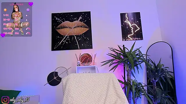 AnyssyaHot online show from March 31, 2026, 1:22 pm