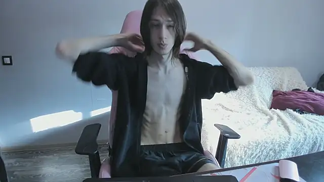 Snapshot of eleganc3 chatting on February 23, 2026, 7:50 am eleganc3 online show from February 23, 2026, 7:50 am