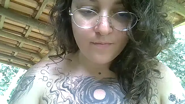 Blue Liz online show from December 3, 2025, 2:59 pm