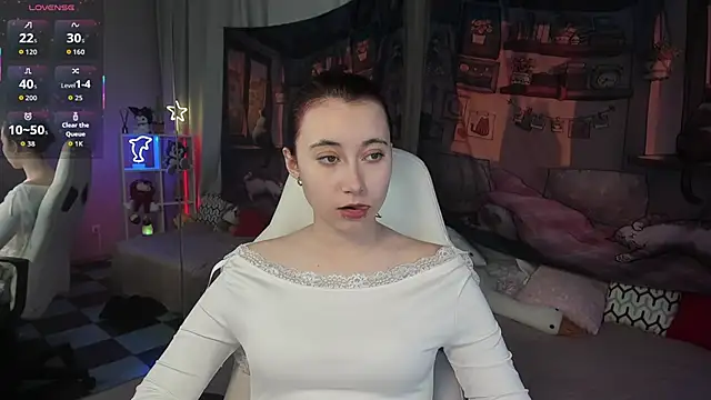 Snapshot of ClaraParks chatting on October 27, 2025, 10:03 pm ClaraParks online show from October 27, 2025, 10:03 pm