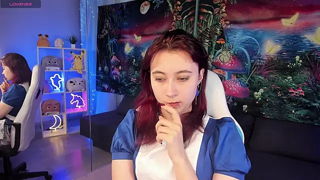 Snapshot of ClaraParks chatting on October 30, 2025, 6:41 pm ClaraParks online show from October 30, 2025, 6:41 pm