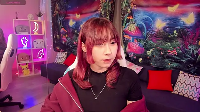 Snapshot of ClaraParks chatting on November 20, 2025, 7:13 pm ClaraParks online show from November 20, 2025, 7:13 pm