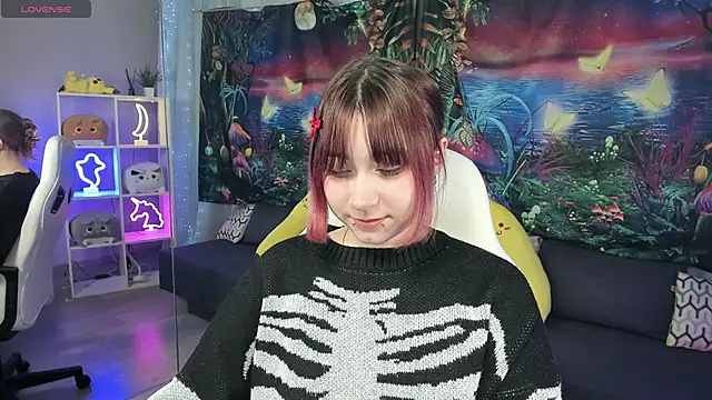 Snapshot of ClaraParks chatting on January 10, 2026, 7:04 pm ClaraParks online show from January 10, 2026, 7:04 pm