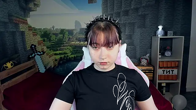 ClaraParks online show from March 25, 2026, 6:25 pm