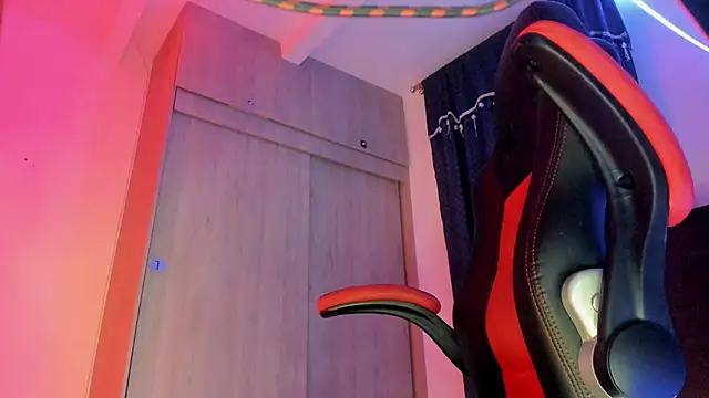 Snapshot of CorvisXnc0012 chatting on November 13, 2025, 5:39 am CorvisXnc0012 online show from November 13, 2025, 5:39 am