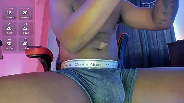 Snapshot of CorvisXnc0012 chatting on December 15, 2025, 1:37 pm CorvisXnc0012 online show from December 15, 2025, 1:37 pm