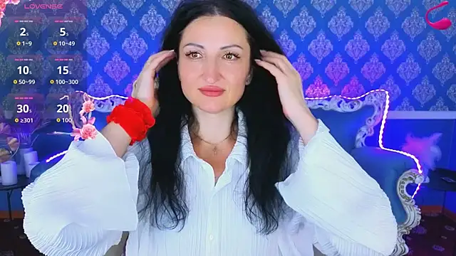 Snapshot of MissRossi chatting on July 6, 2026, 7:05 pm MissRossi online show from July 6, 2026, 7:05 pm