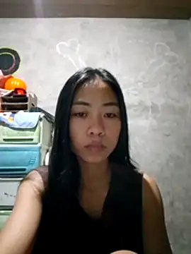 SweetMissPinay18 online show from May 25, 2026, 7:31 pm