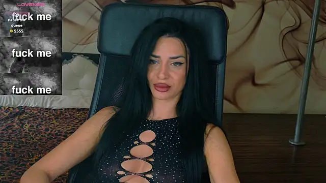 Snapshot of NaomiScarlet chatting on November 5, 2025, 9:53 am NaomiScarlet online show from November 5, 2025, 9:53 am