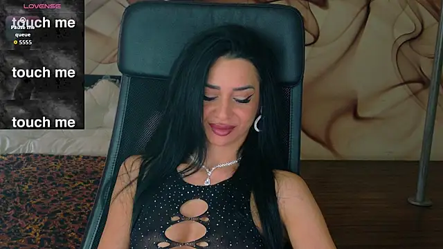 Snapshot of NaomiScarlet chatting on November 13, 2025, 10:14 am NaomiScarlet online show from November 13, 2025, 10:14 am