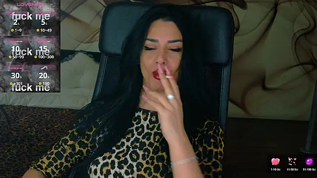 Snapshot of NaomiScarlet chatting on November 27, 2025, 6:48 am NaomiScarlet online show from November 27, 2025, 6:48 am