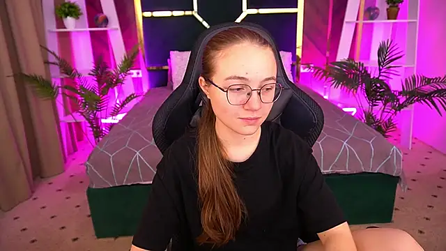 Snapshot of ArrinaWairr chatting on November 5, 2025, 8:58 am ArrinaWairr online show from November 5, 2025, 8:58 am