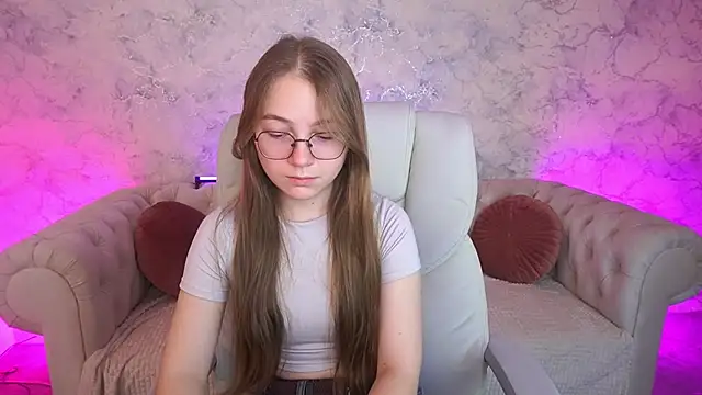 Snapshot of ArrinaWairr chatting on November 28, 2025, 9:01 am ArrinaWairr online show from November 28, 2025, 9:01 am