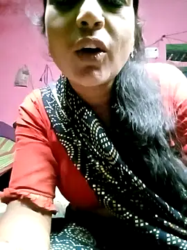 Snapshot of Cutreet chatting on September 18, 2025, 9:17 pm Cutreet online show from September 18, 2025, 9:17 pm