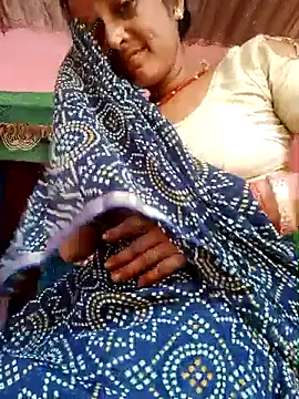 Snapshot of Cutreet chatting on September 20, 2025, 4:24 am Cutreet online show from September 20, 2025, 4:24 am