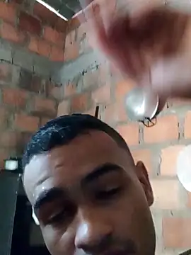 rafita11750 online show from November 14, 2025, 4:28 pm