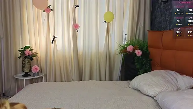 SoftBliss online show from October 2, 2025, 6:53 am