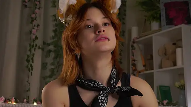 Snapshot of BlytheBenny chatting on November 15, 2025, 1:25 am BlytheBenny online show from November 15, 2025, 1:25 am