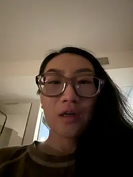 Aliciaz3 online show from November 10, 2025, 5:06 am