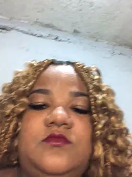 melcarioca1111 online show from November 7, 2025, 12:54 am