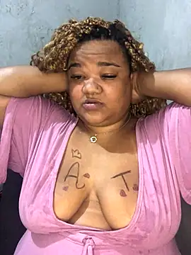 melcarioca1111 online show from November 23, 2025, 3:23 pm