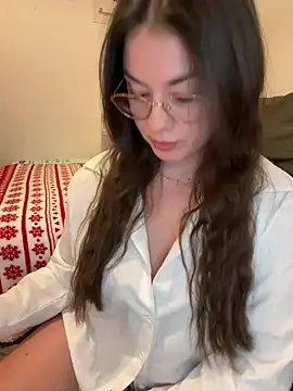 liloush   online show from March 1, 2026, 9:17 pm