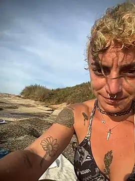 Snapshot of etherconh chatting on March 16, 2026, 8:35 pm etherconh online show from March 16, 2026, 8:35 pm