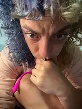 Snapshot of etherconh chatting on April 14, 2026, 12:05 am etherconh online show from April 14, 2026, 12:05 am