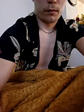 cameron334 online show from April 8, 2026, 7:41 am