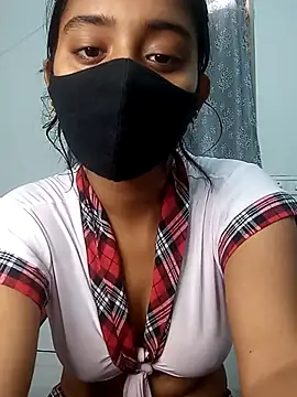 shrutee12 online show from November 7, 2025, 9:09 am