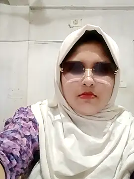 Snapshot of Nusrat-N chatting on May 20, 2026, 3:13 am Nusrat-N online show from May 20, 2026, 3:13 am