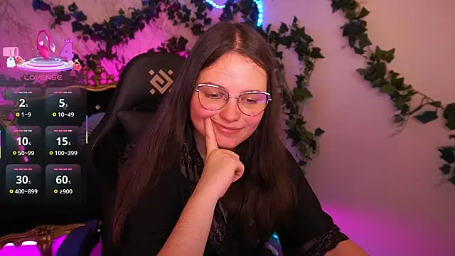 SophieDreamss online show from November 5, 2025, 2:28 pm