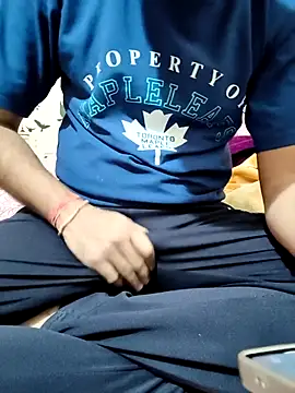 mehulsomm7 online show from November 24, 2025, 9:09 am