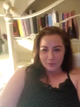 RosieMilff online show from September 21, 2025, 7:48 pm