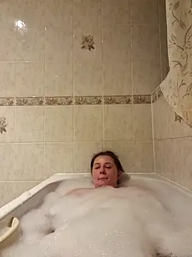 RosieMilff online show from November 24, 2025, 6:29 pm