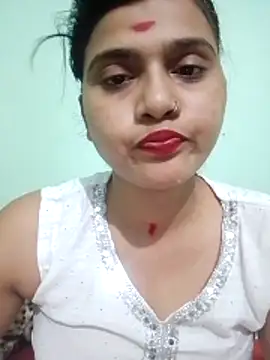 Snapshot of Kavya-Tiwari chatting on May 18, 2026, 5:30 pm Kavya-Tiwari online show from May 18, 2026, 5:30 pm