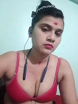 Snapshot of Kavya-Tiwari chatting on May 23, 2026, 6:45 pm Kavya-Tiwari online show from May 23, 2026, 6:45 pm