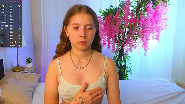 CatherineRichards online show from September 20, 2025, 6:14 am