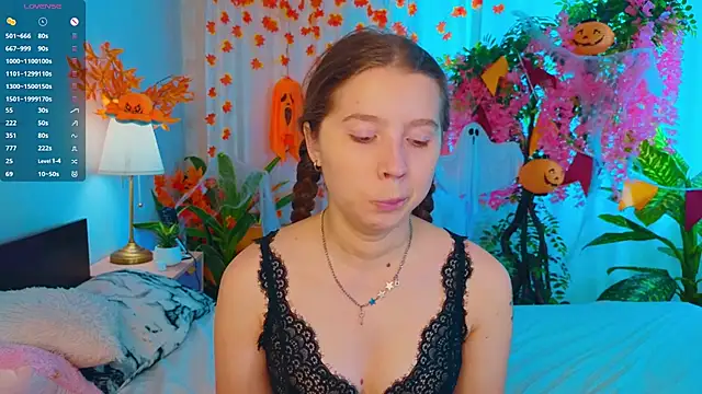 CatherineRichards online show from October 21, 2025, 7:09 am