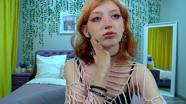 MistyMarlo online show from September 18, 2025, 6:15 am