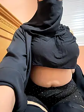 Snapshot of _Laiali_ chatting on September 24, 2025, 12:08 pm Laiali online show from September 24, 2025, 12:08 pm