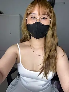 Meowyeuk6 online show from March 12, 2026, 7:25 am