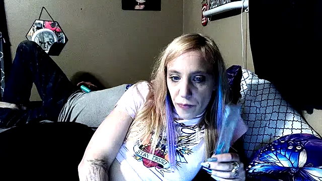 flavi1996 online show from October 9, 2025, 1:58 am